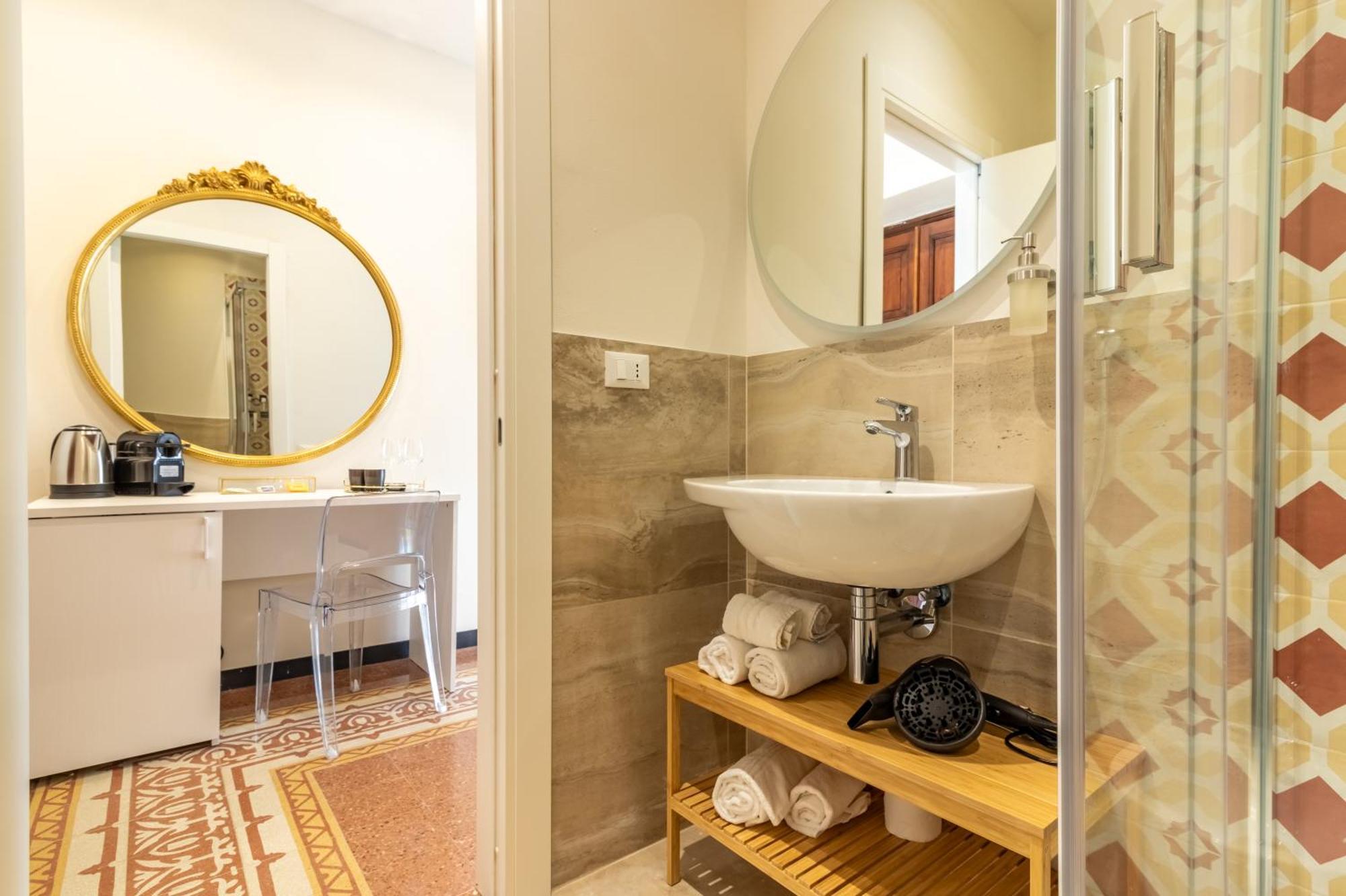 Oldoini Luxury Apartment And Suites La Spezia Exterior photo